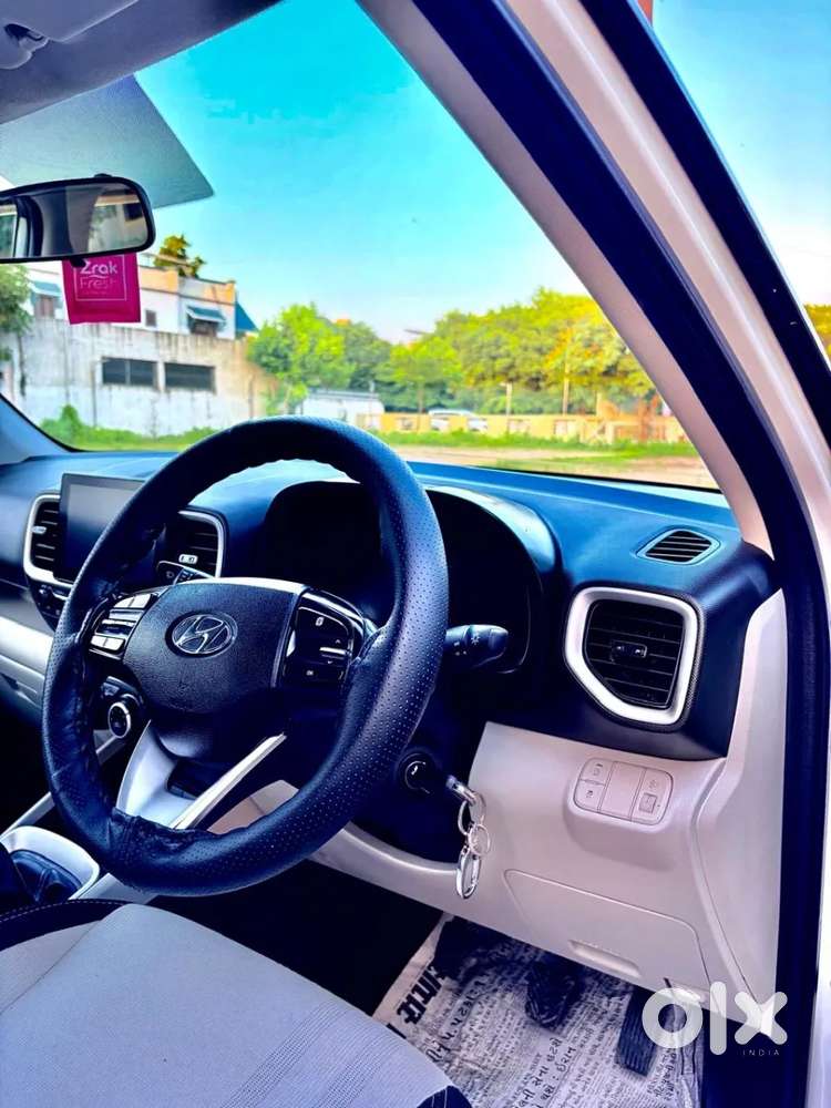 Hyundai Venue 1.2 S (o), 2023, Petrol