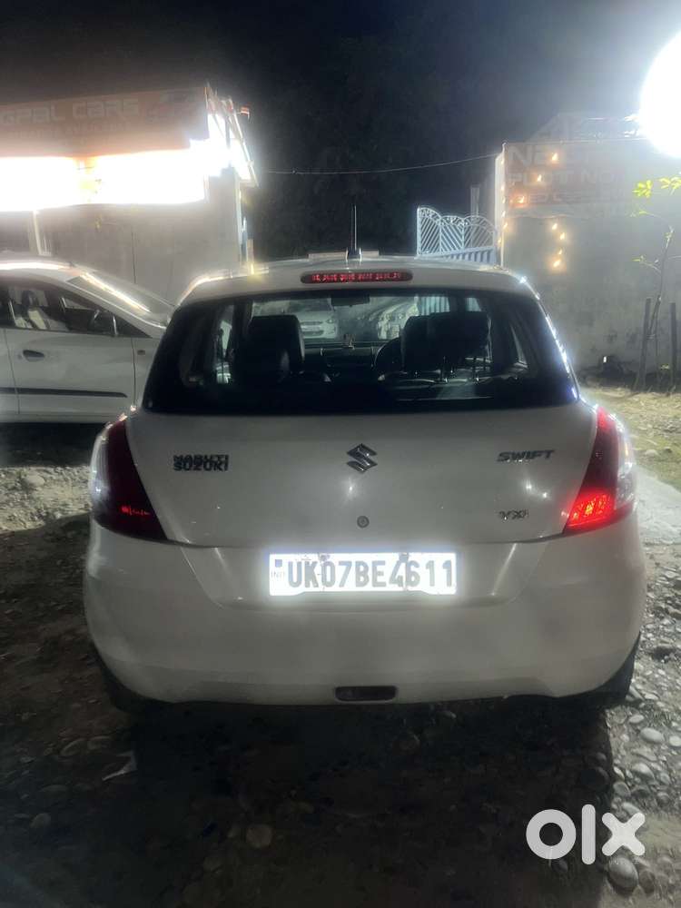 Maruti Suzuki Swift Vxi + Manual, 2014, Petrol
