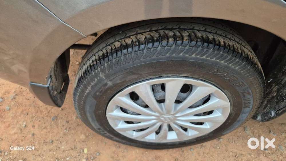 Maruti Suzuki Dzire 1.2 Vxi, 2016, Petrol