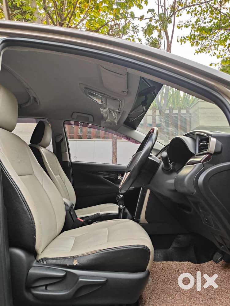 Toyota Innova Crysta 2.4 V, 2017, Diesel