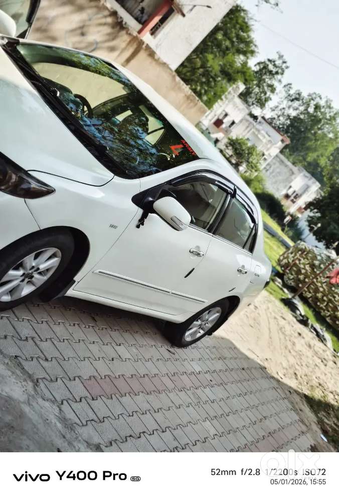 Toyota Corolla Altis 2009 Petrol 80000 Km Driven