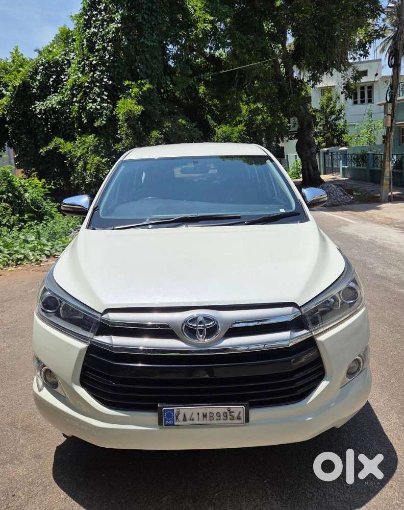 Toyota Innova Crysta 2.8z Automatic, 2018, Diesel