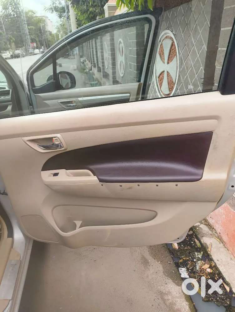 Maruti Suzuki Ertiga 2013 Diesel 142000 Km Driven