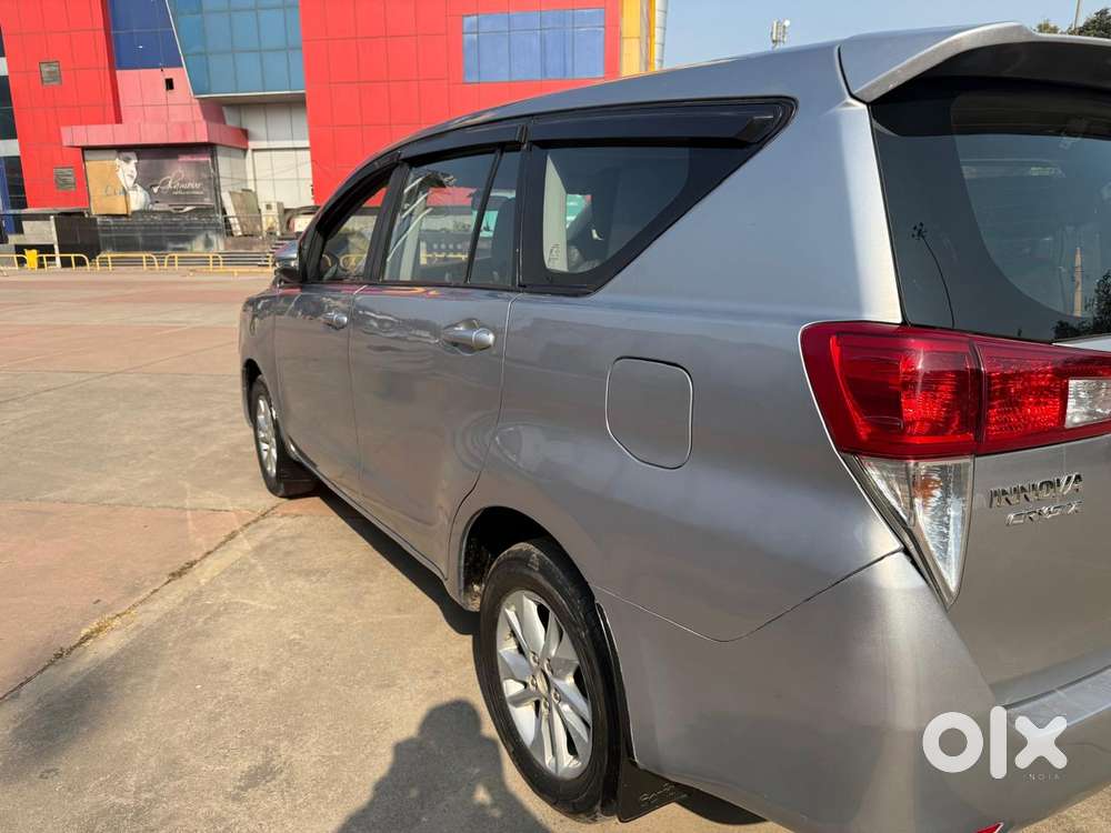 Toyota Innova Crysta 2.4 G Mt, 2019, Diesel