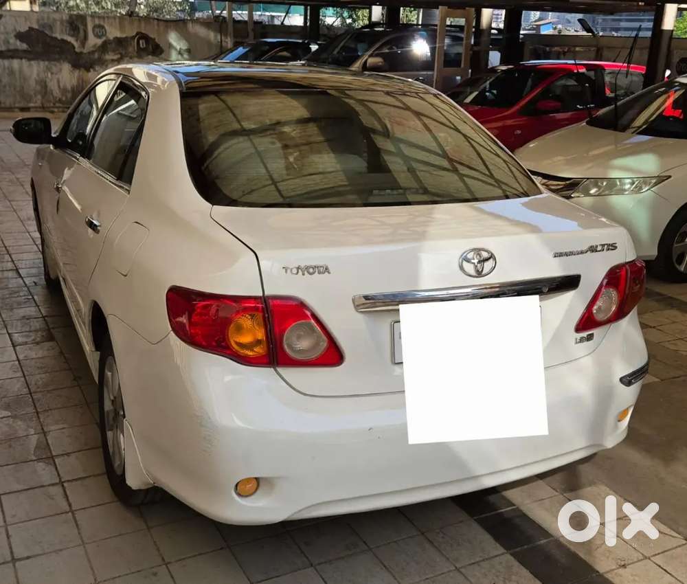 Toyota Corolla Altis 2010