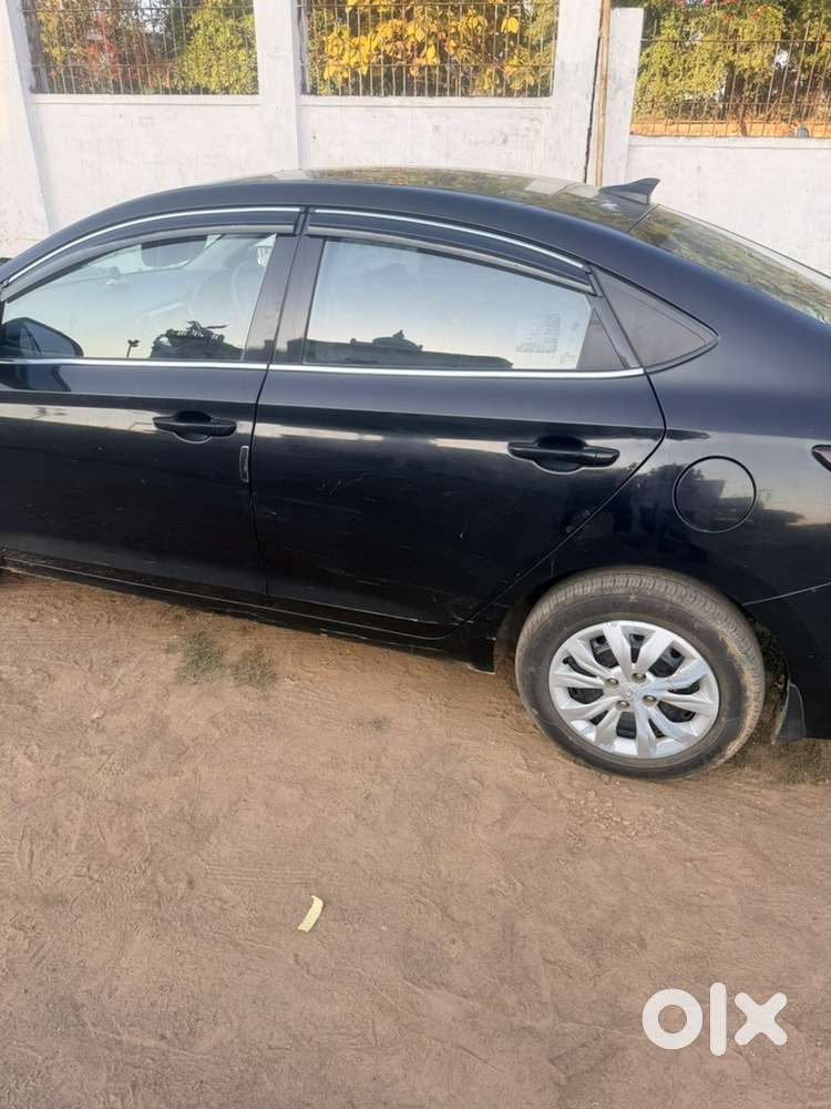 Hyundai Verna Petrol 2019