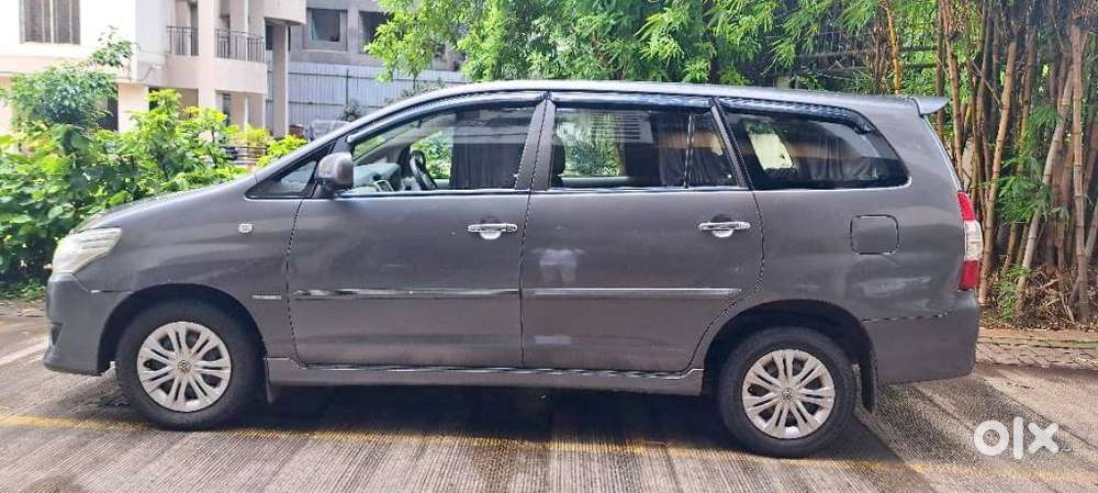 Toyota Innova 2.5 G (diesel) 8 Seater, 2012, Diesel