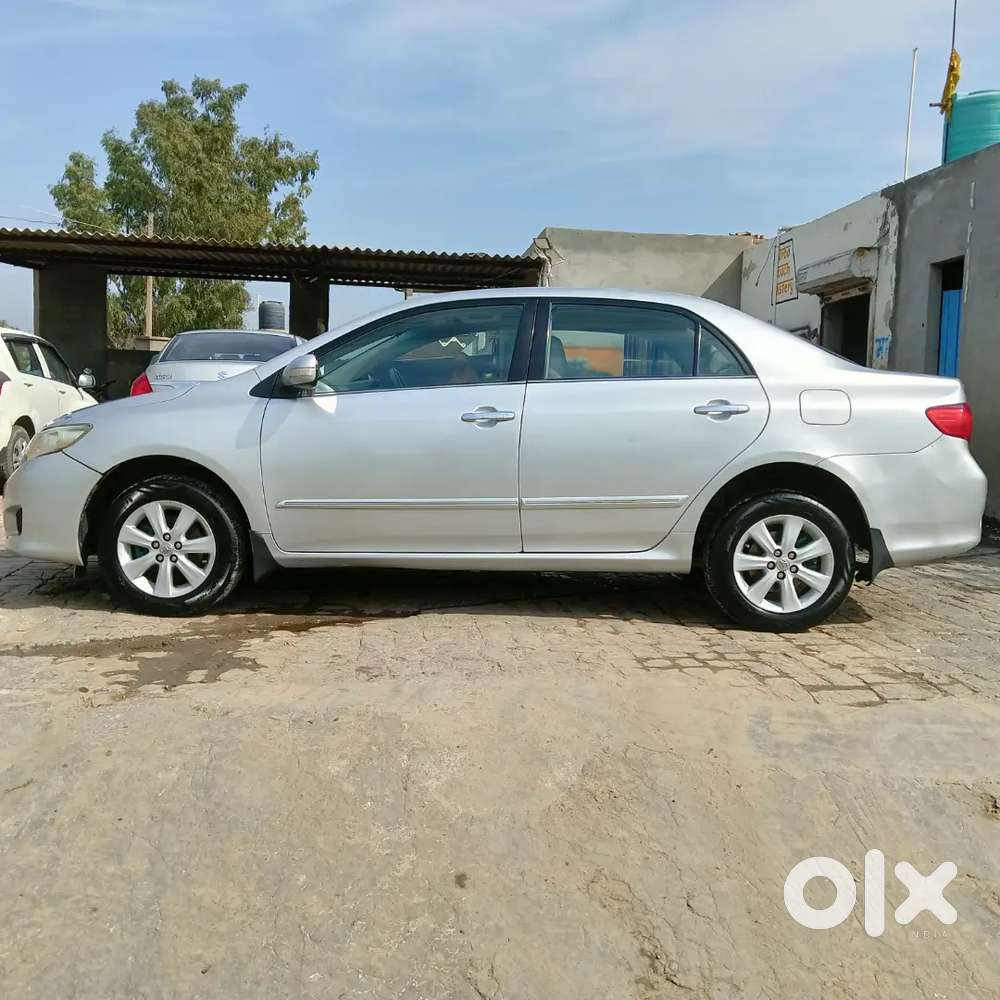 Toyota Corolla Altis 2010 Diesel Car
