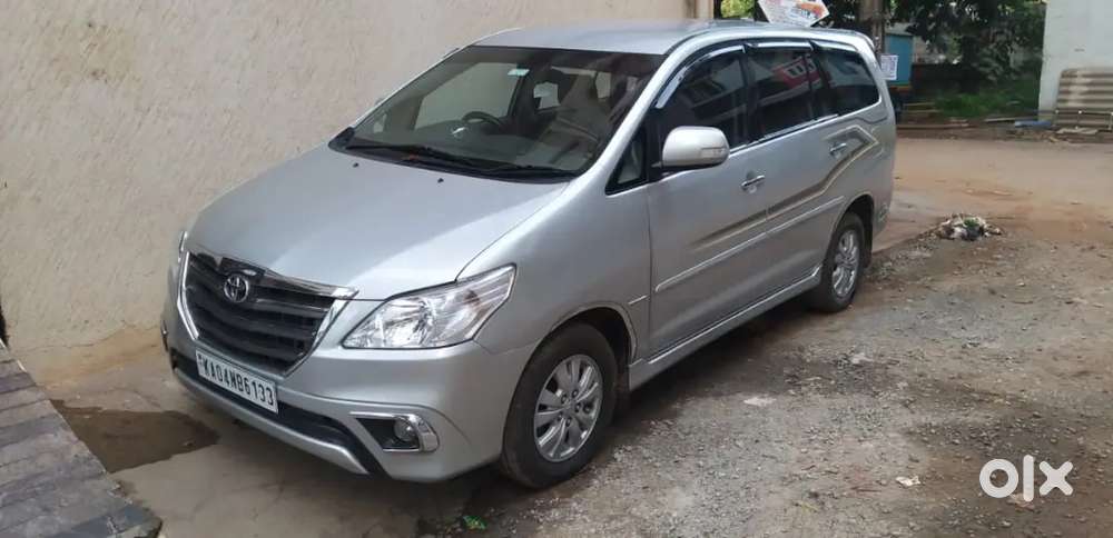 Toyota Innova 2011 Diesel 182000 Km Driven