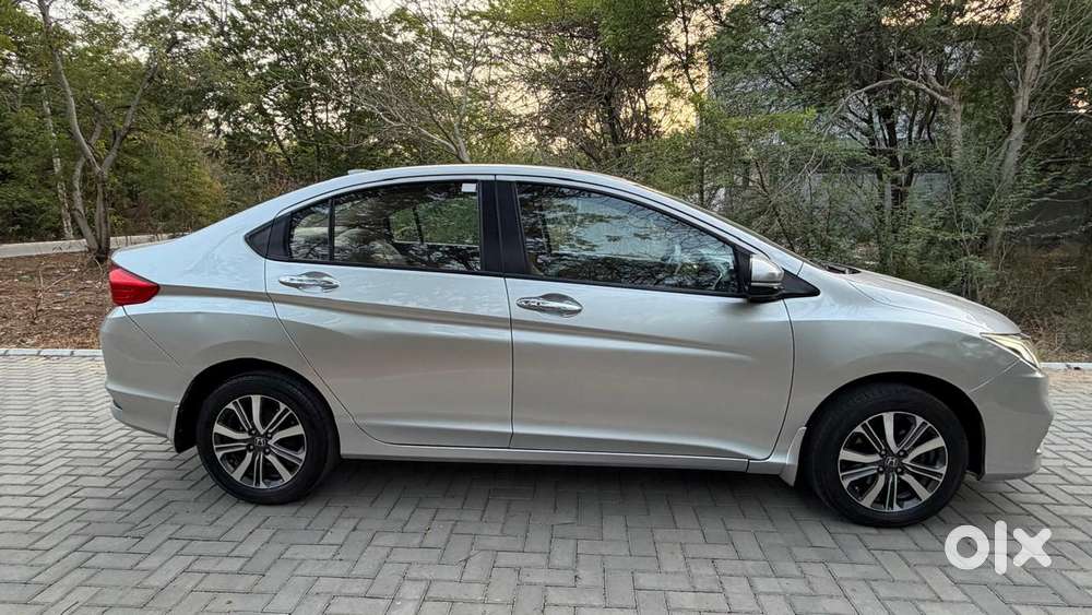 Honda City I-vtec Cvt V, 2017, Petrol