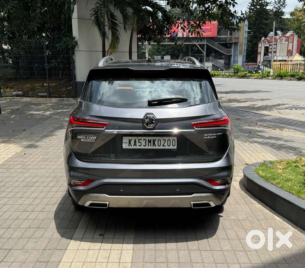 MG Hector Plus Sharp Pro 1.5 Turbo Petrol MT 6 STR, 2022, Diesel