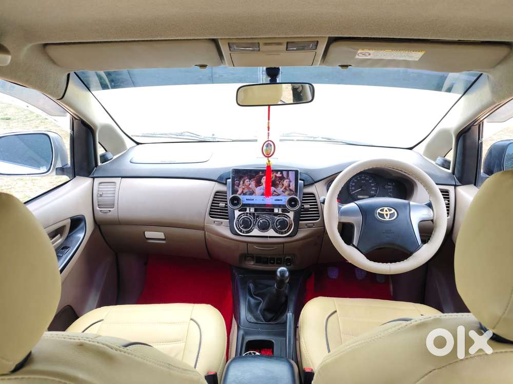Toyota Innova 2.5 G (diesel) 8 Seater, 2016, Diesel