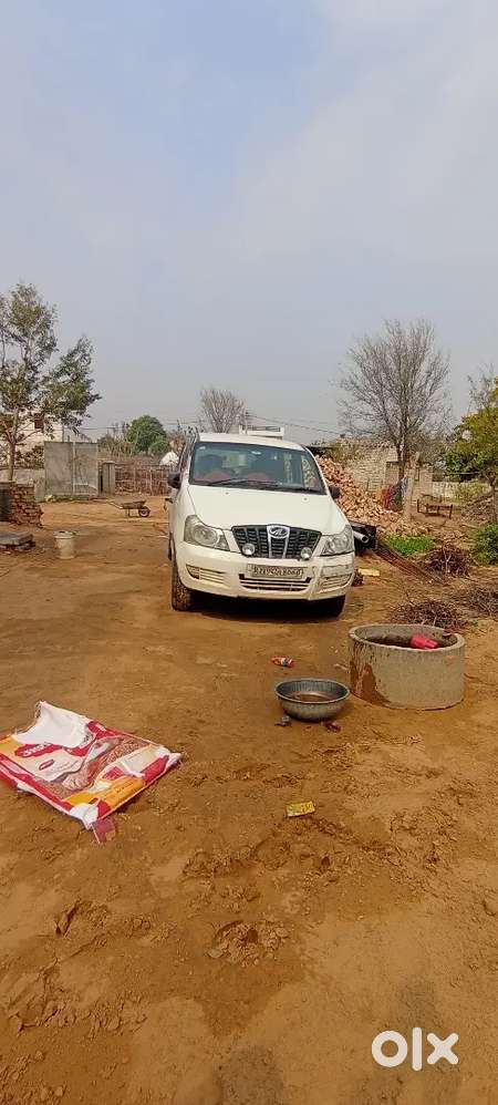 Mahindra Xylo 2.5 E4 2011