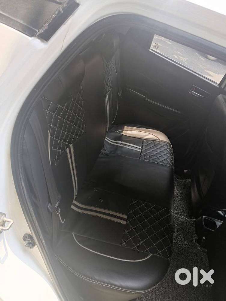 Maruti Suzuki Swift 1.2 Vxi (o), 2023, Petrol