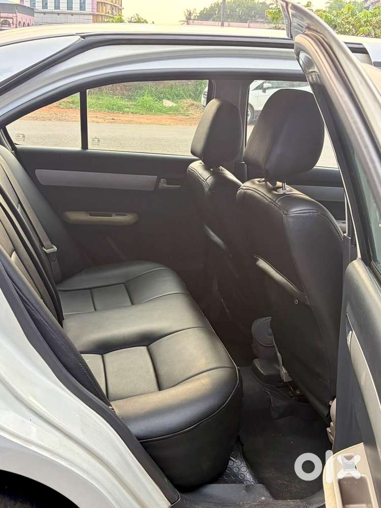 Maruti Suzuki Swift Dzire Zdi Bsiv, 2012, Diesel