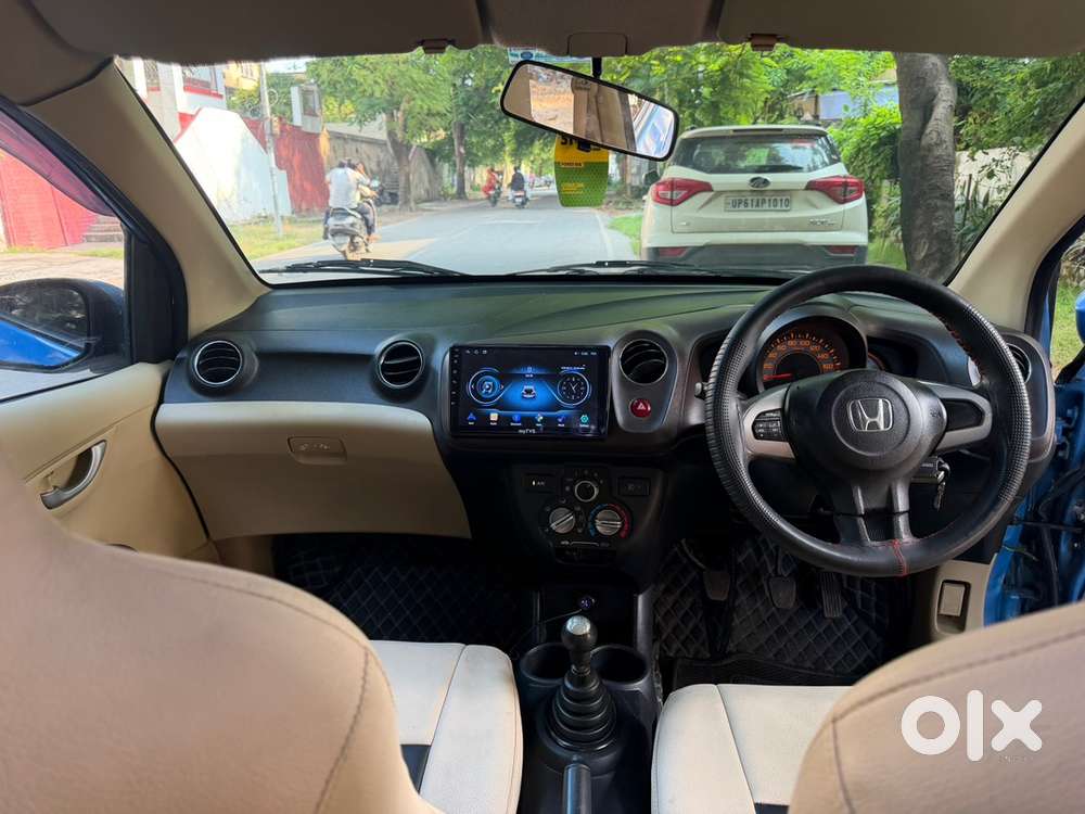 Honda Brio Petrol 2011 Year