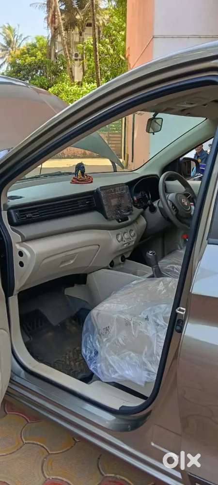 New Maruti Exartiga Vxi Cng Second Top Model Arjunt Sale .