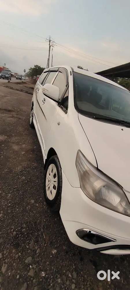 Toyota Innova 2010 Diesel 218000 Km
