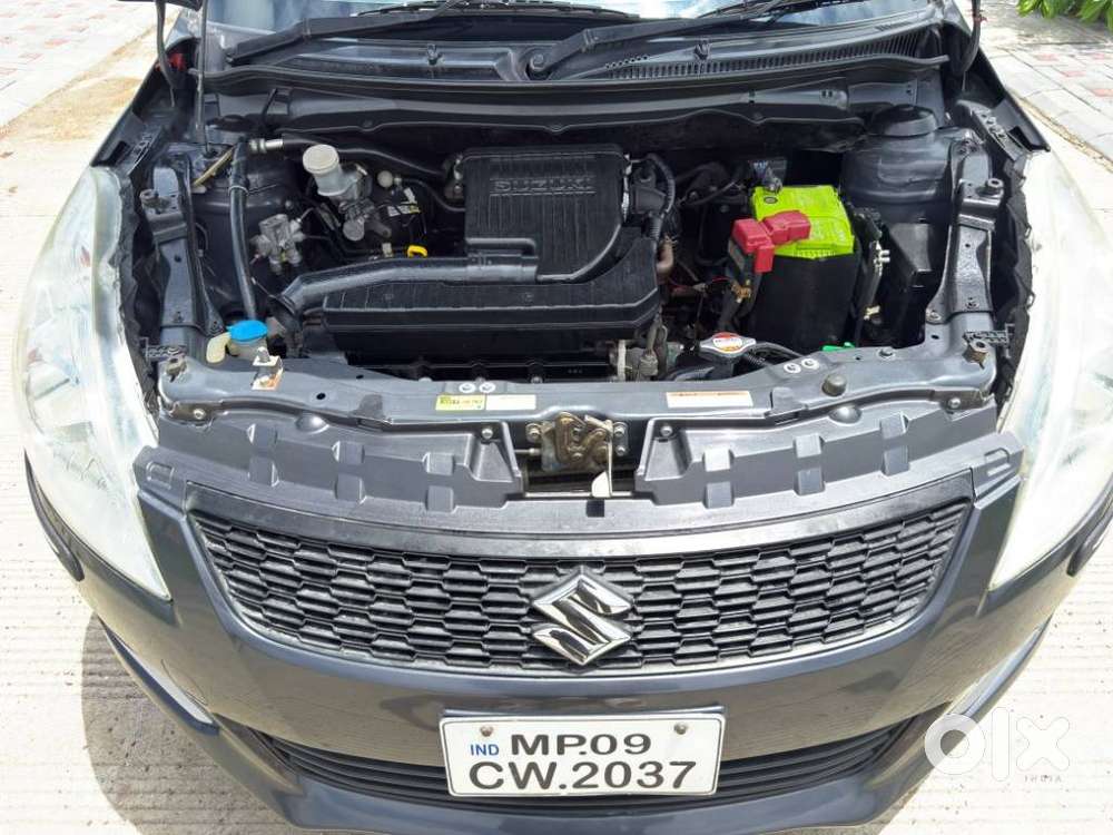 Maruti Suzuki Swift Vxi 1.2 Abs Bs-iv, 2017, Petrol
