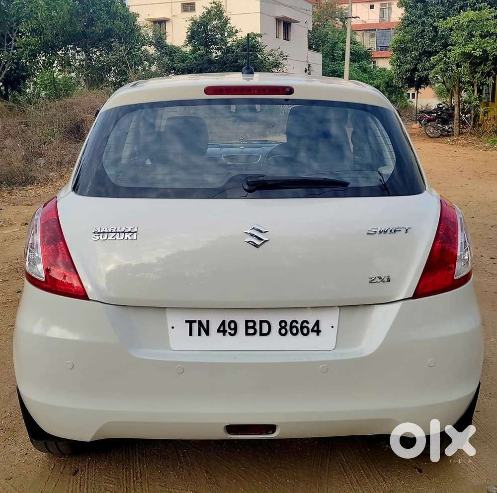 Maruti Suzuki Swift Zxi, 2015, Petrol