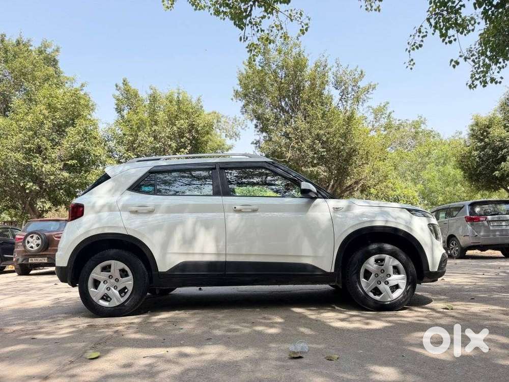 Hyundai Venue S 1.2 Petrol, 2019, Petrol