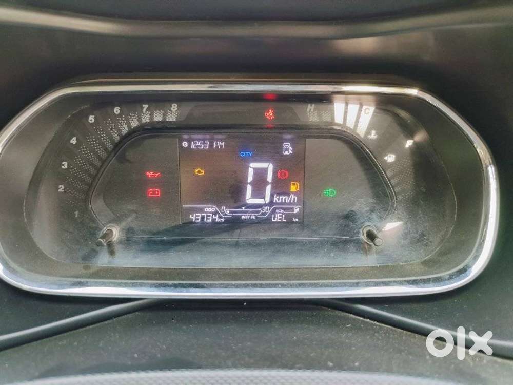Tata Nexon, 2021, Petrol