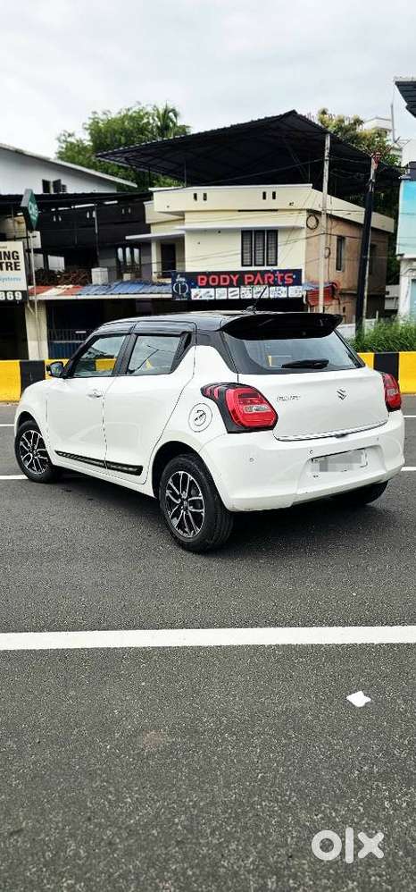 Maruti Suzuki Swift Zxi Plus Amt Dual Tone, 2023, Petrol