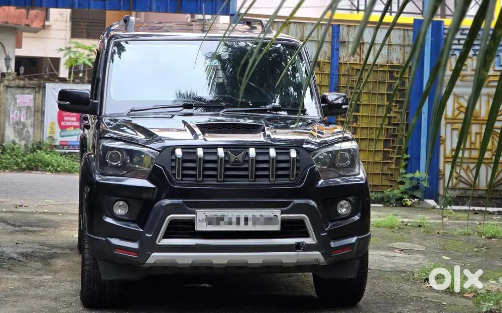 Mahindra Scorpio S11 2022 Diesel Well Maintained