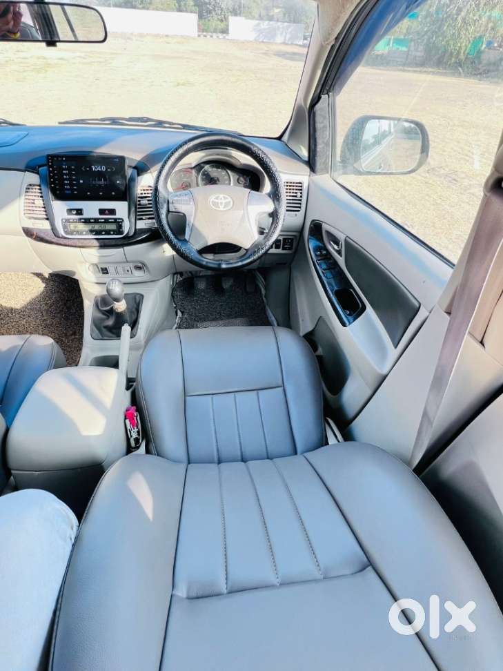 Toyota Innova 2.5 Z Diesel 7 Seater, 2014, Diesel