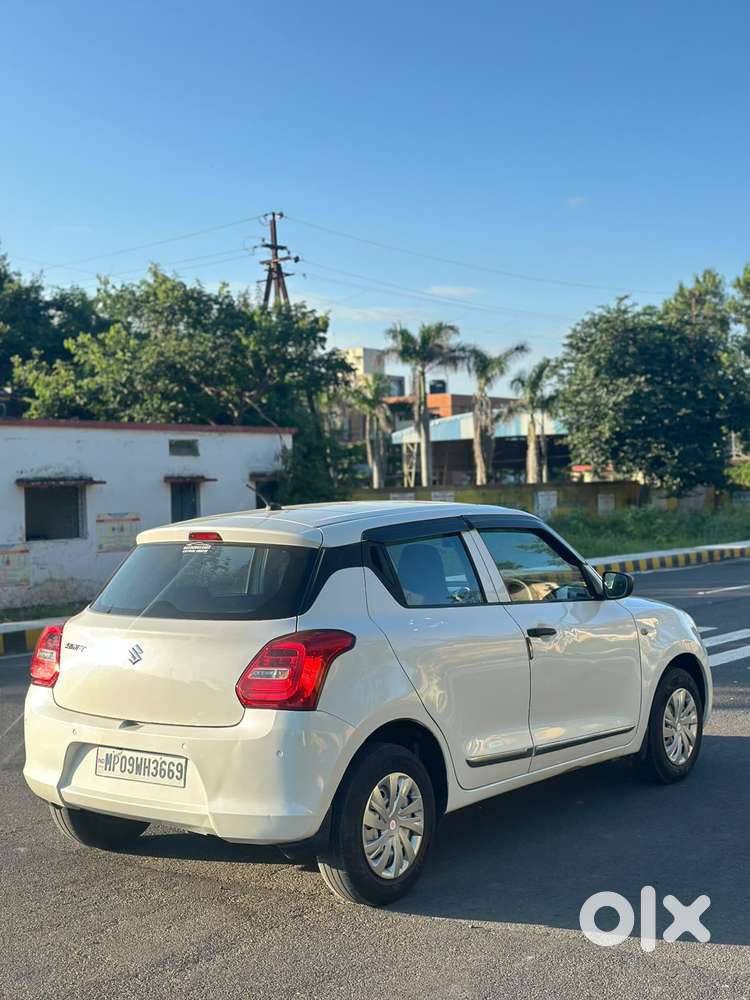 Maruti Suzuki Swift Vvt Lxi, 2022, Petrol