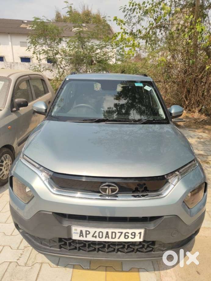 Tata Punch Accomplished  Dazzle S Cng, 2023, Petrol