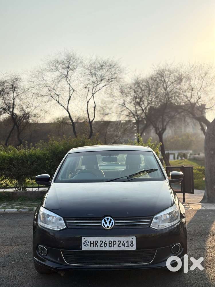 Volkswagen Vento Celeste 1.6 Highline, 2012, Petrol