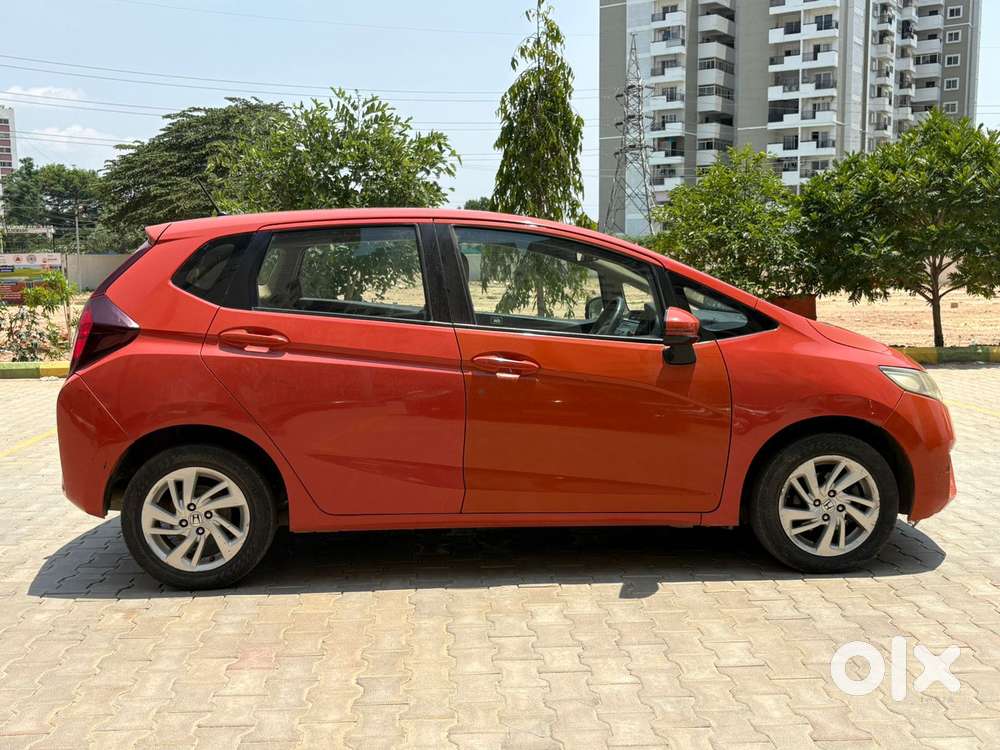Honda Jazz 1.5 V I-dtec Mt, 2015, Diesel