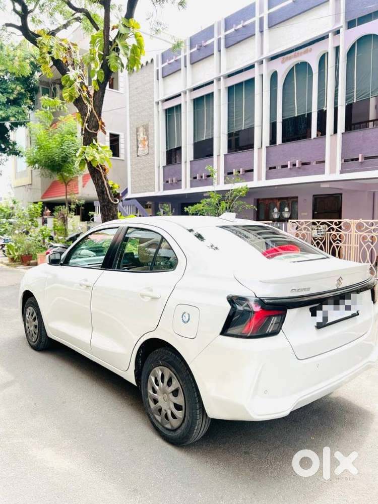 Maruti Suzuki Dzire 1.2 Vxi, 2024, Petrol