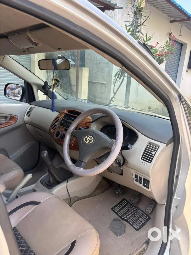 Toyota Innova 2009