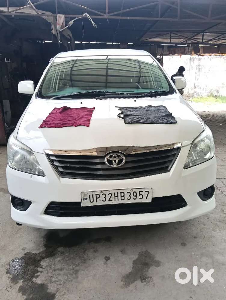 Toyota Innova 2016 Diesel Well Maintained