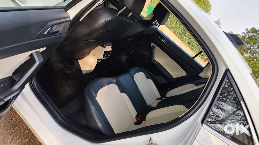 Skoda Slavia Style 1.5l Tsi Dsg, 2023, Petrol