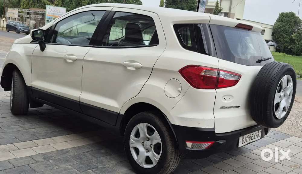 Ford Ecosport 2016-december Pertol+cng