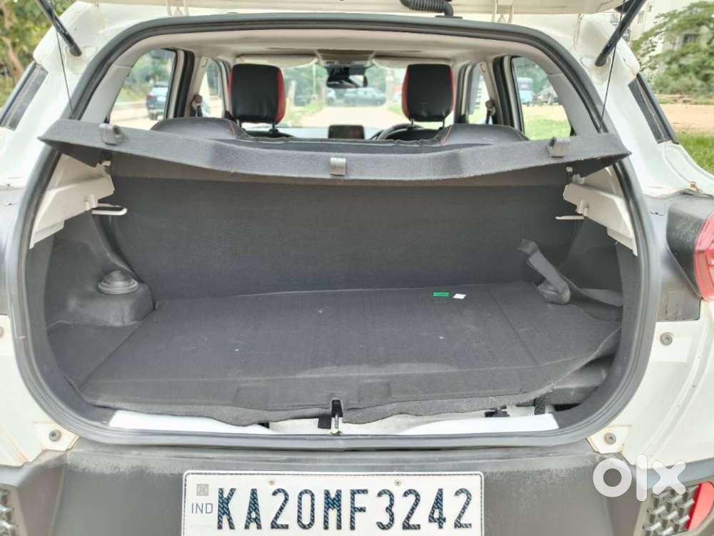 Tata Punch Accomplished Dazzle Sunroof Cng, 2024, Cng & Hybrids