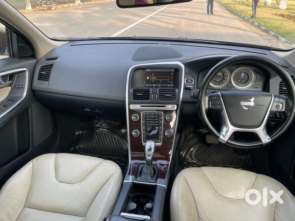Volvo Xc60 D5 Awd Automatic, 2013, Diesel