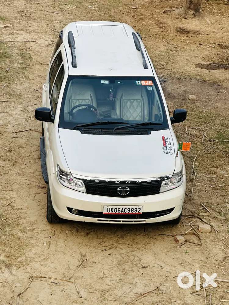 Tata Safari Storme 2014