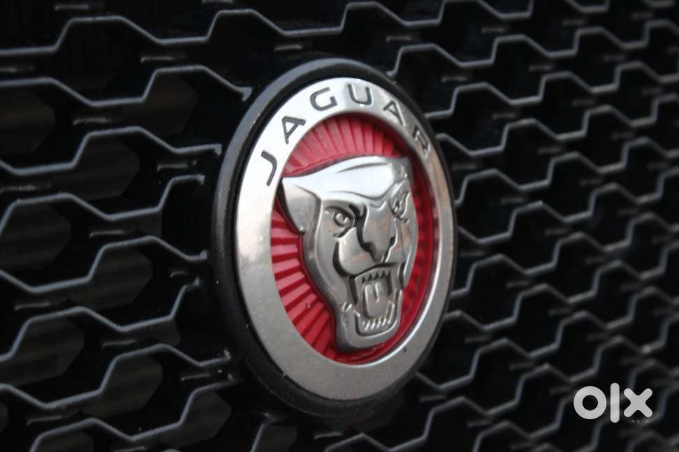 Jaguar F-pace 2.0 R Dynamic S, 2023, Petrol