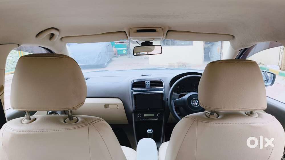 Volkswagen Vento 2010-2013 Petrol Highline, 2011, Petrol