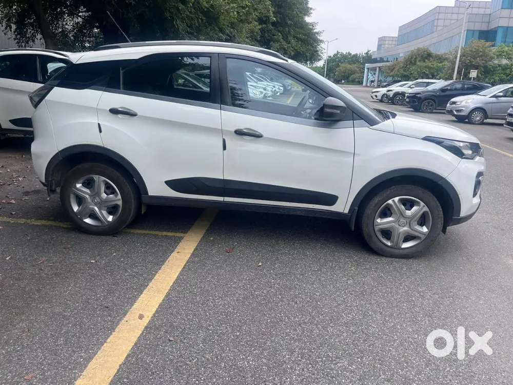 Tata Nexon 2022 Petrol Well Maintained