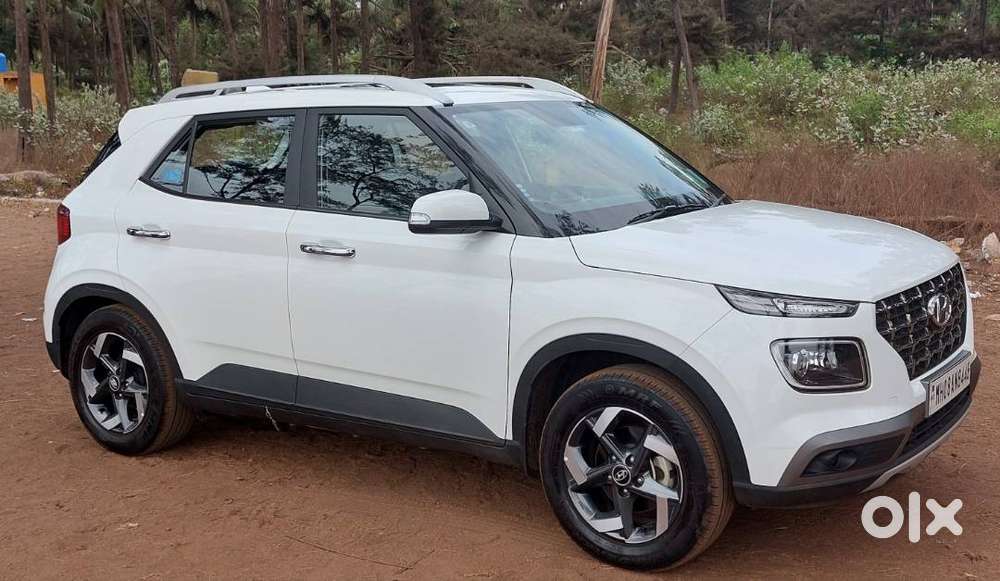 Hyundai Venue 2020 Petrol Well Maintained