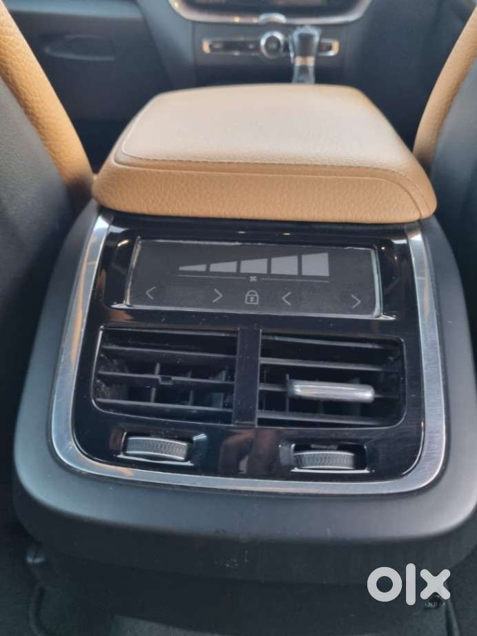 Volvo Xc60 2.0 D5 Momentum, 2018, Diesel