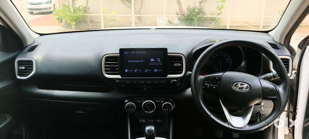 Hyundai Venue 1.2 S Plus, 2022, Petrol