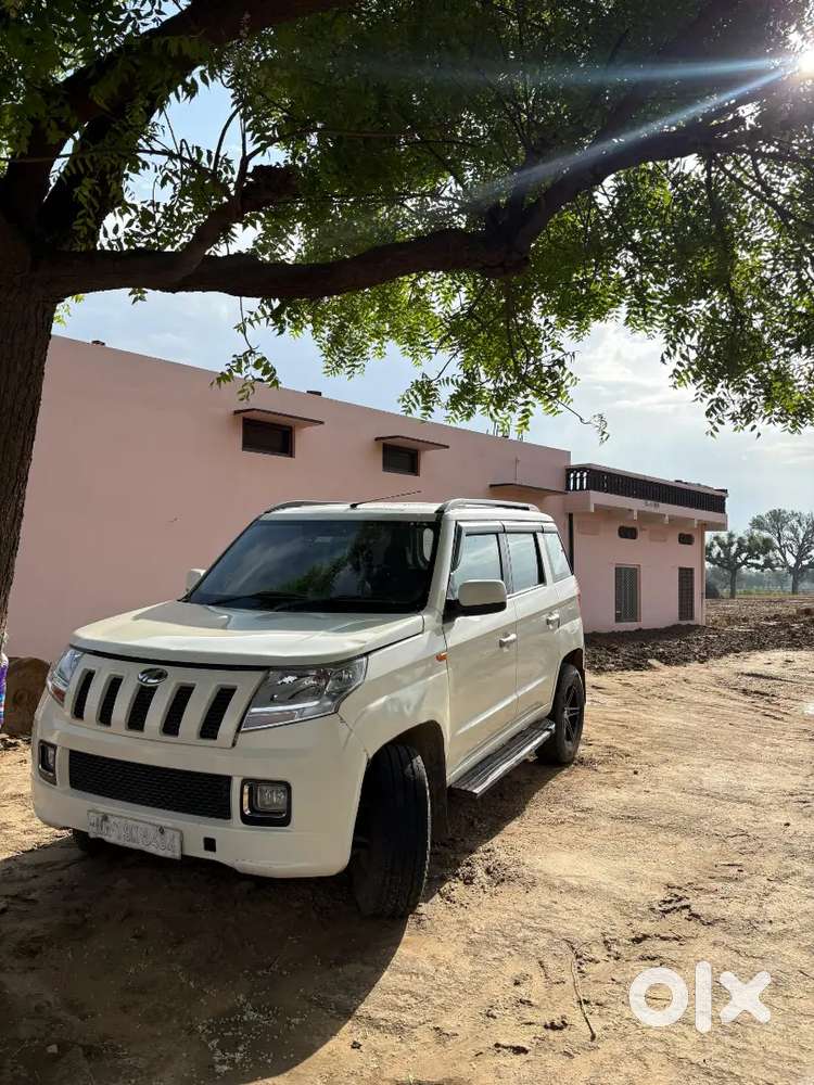 Mahindra Tuv 300 2015