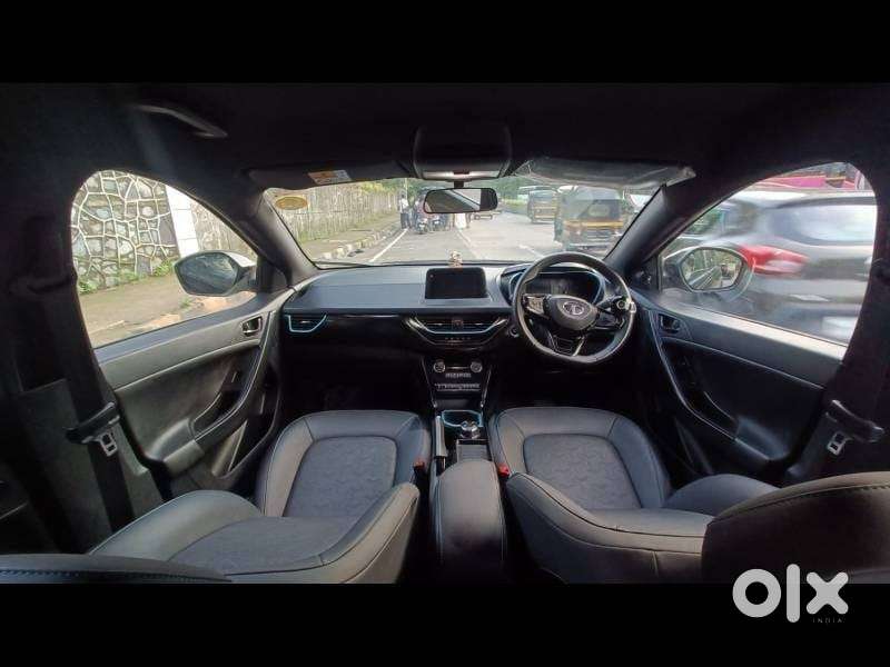 Tata Nexon 1.5 Revotorq Xz Plus Dual Tone, 2022, Petrol