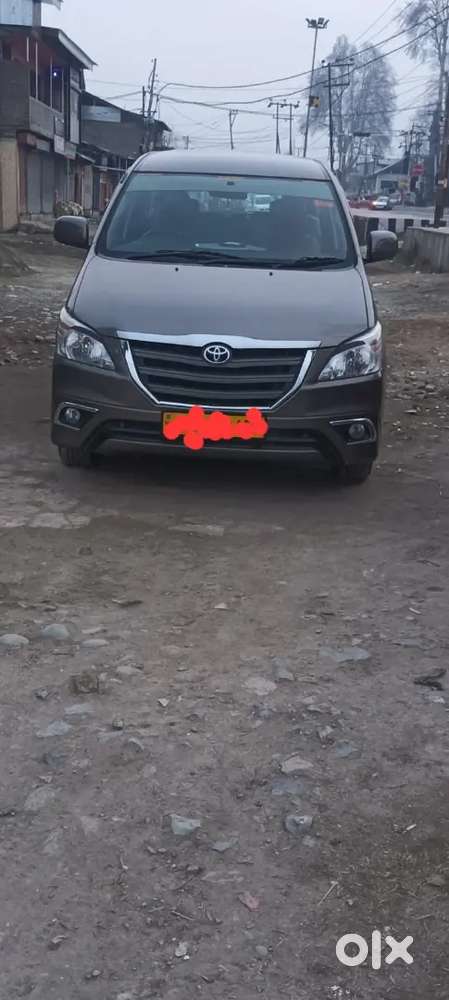 Toyota Innova 2015 Diesel Good Condition 73000km Run On Company Record